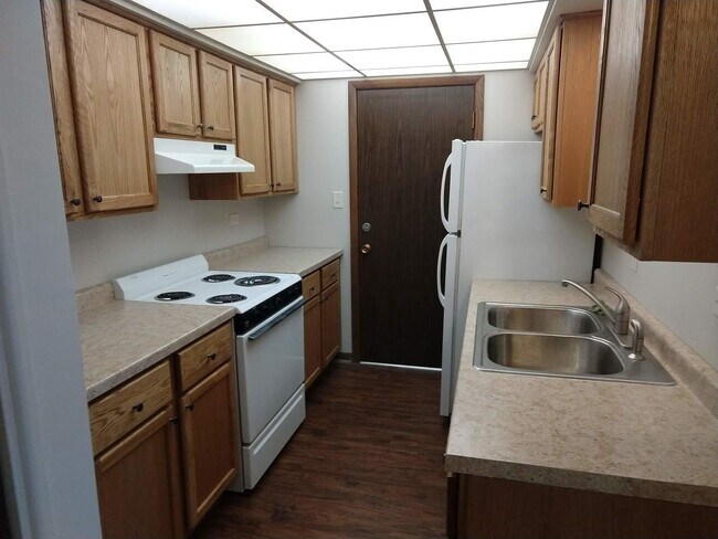 Building Photo - 12645 S Alpine Dr