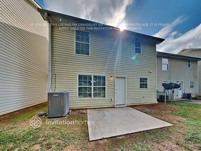 Building Photo - 385 Crestfield Cir