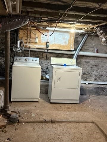 Building Photo - 42 Delaware St