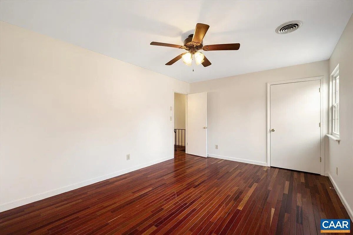 Building Photo - 803 Orangedale Ave