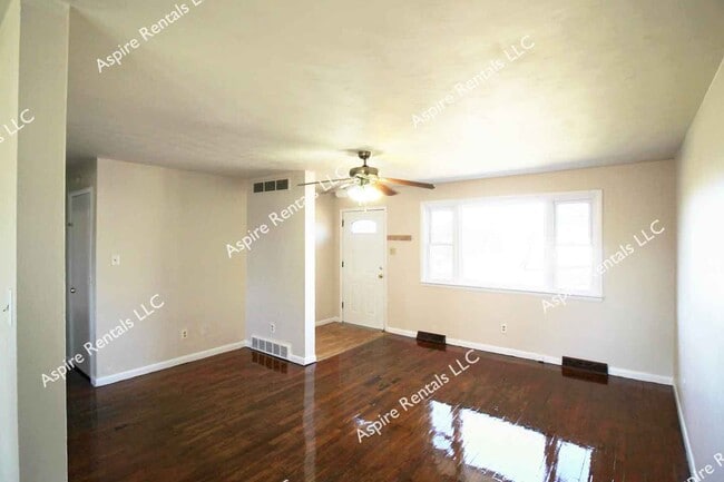 Building Photo - 4404 Rice Rd