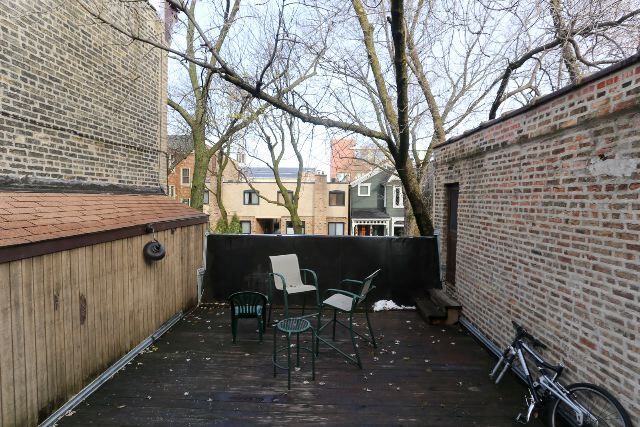 Building Photo - 2271 N Lincoln Ave