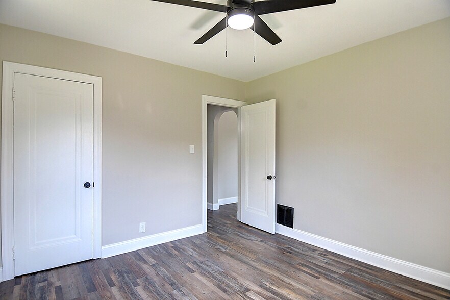 Building Photo - 2201 Wilbraham Rd
