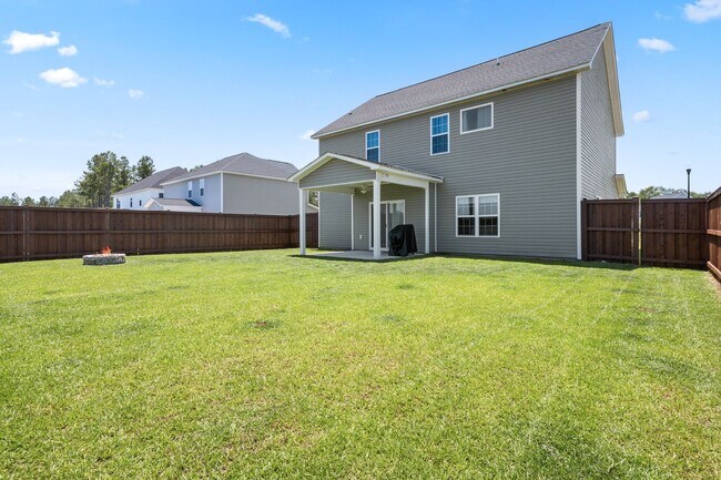 Building Photo - 1818 Olde Towne Pointe Blvd