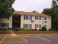 Building Photo - 7 Norwich Pl