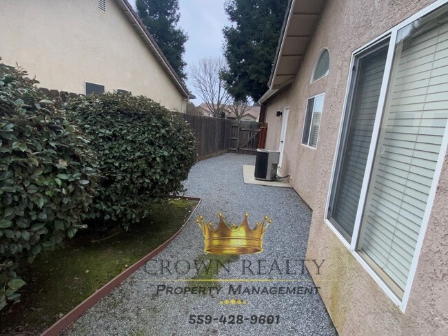 Building Photo - 2744 W Ceres Ct