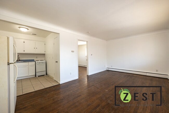 Interior Photo - E Outer Drive Apartments