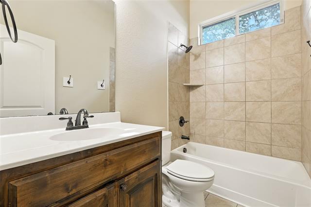 Building Photo - 3018 Fairland Dr