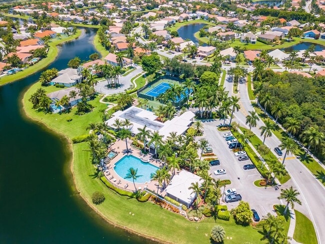 Building Photo - 20094 W Key Dr