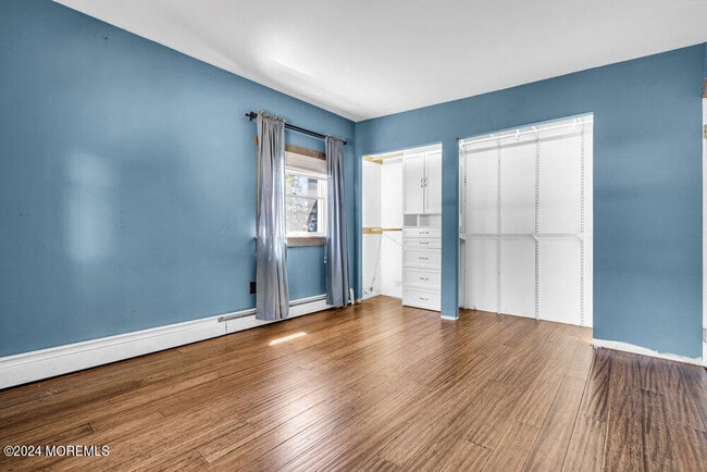 Building Photo - 105 Longfellow Ave