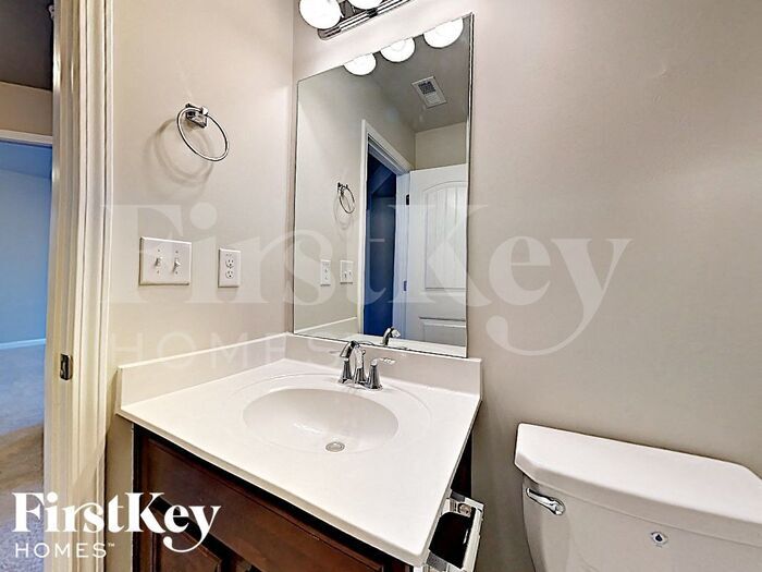 Building Photo - 3172 Baylor Cir