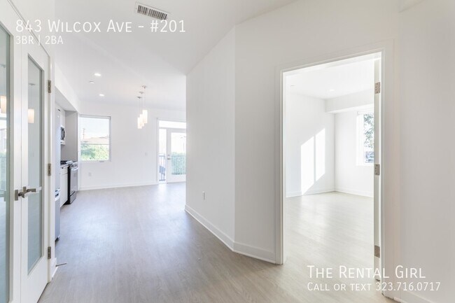 Building Photo - 843 Wilcox Ave
