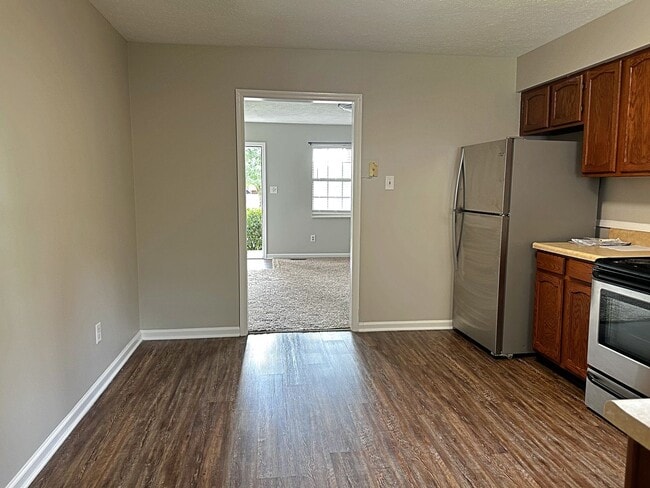 Building Photo - Cozy Hardin Valley Duplex – 2 Bedroom, 1 Bath