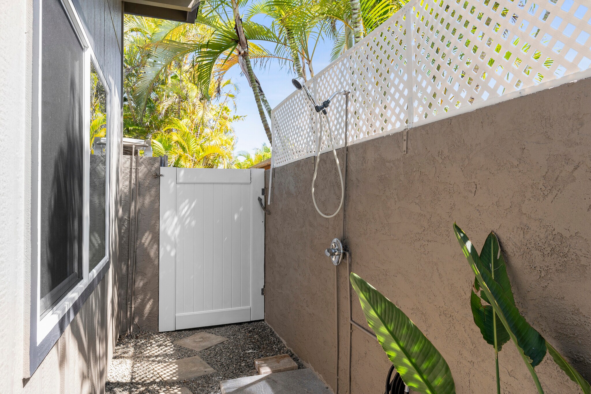 Building Photo - 516A N Kainalu Dr