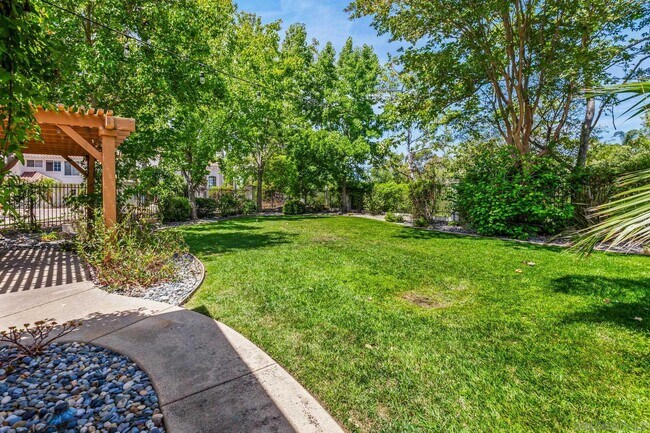 Building Photo - 6704 Rancho Lakes Ct