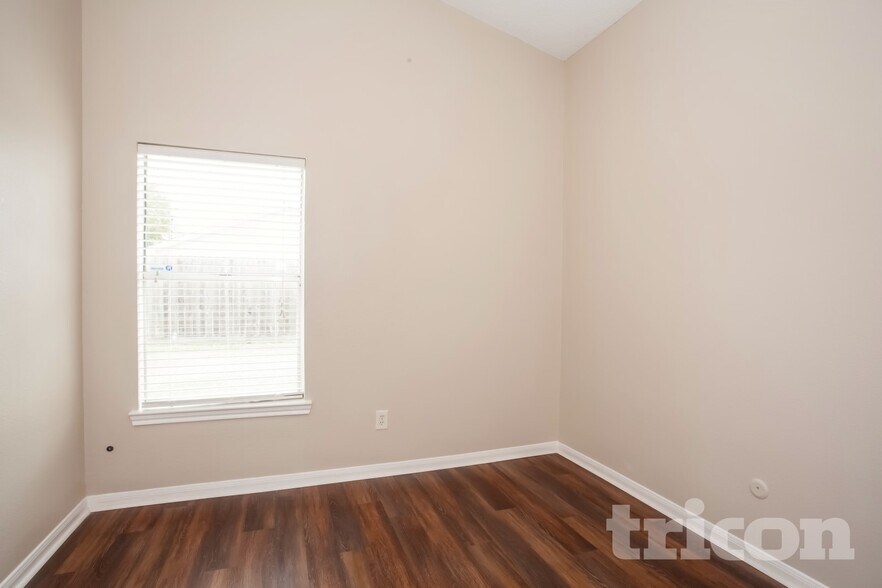 Building Photo - 3110 Boynton Dr