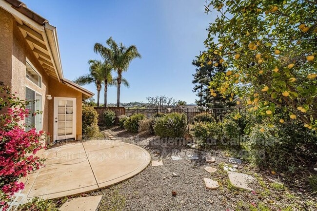 Building Photo - 31977 Arlington Cir