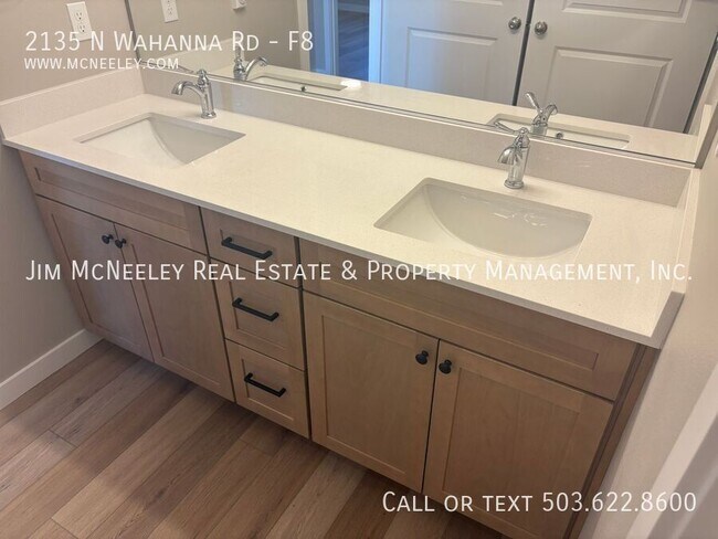 Building Photo - 2135 N Wahanna Rd