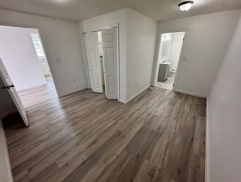 Building Photo - 1716 N 6th St