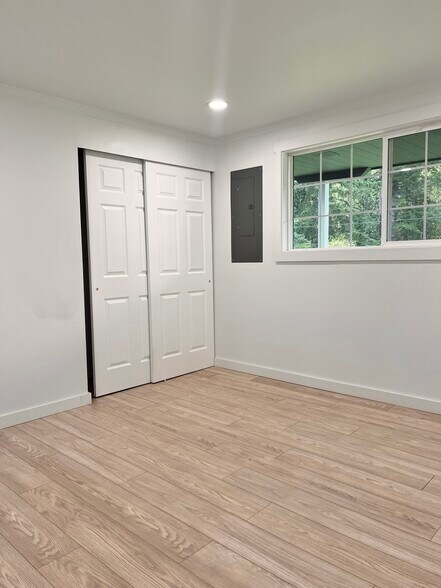 Building Photo - 13647 197th Ave SE