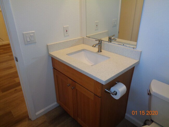Building Photo - 7101 Avenida Cala