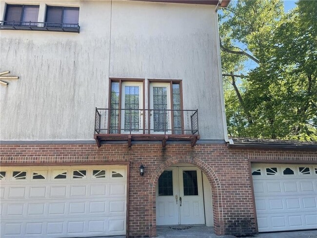Building Photo - 3982 County Rd 1675