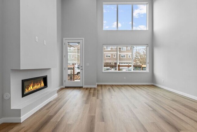 Building Photo - Stunning Brand-New Ballard Townhome with Air Conditioning