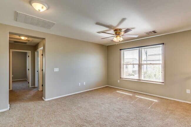 Building Photo - 860 S Adam Way