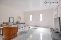 Building Photo - 136 S Roxbury Dr