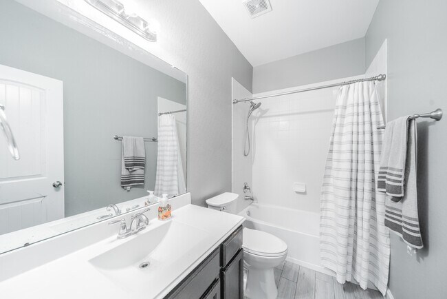 Building Photo - 15718 Egret Field Ln