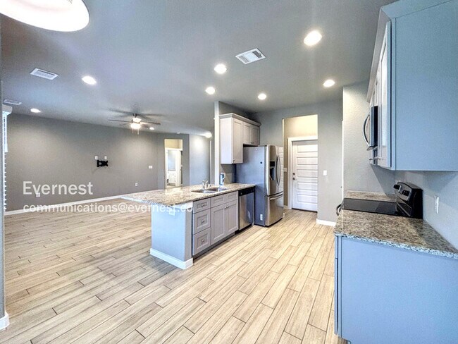 Building Photo - 21414 Santa Carlo Ave