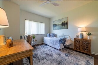 Building Photo - LEASE ONLY: RSL (RD)