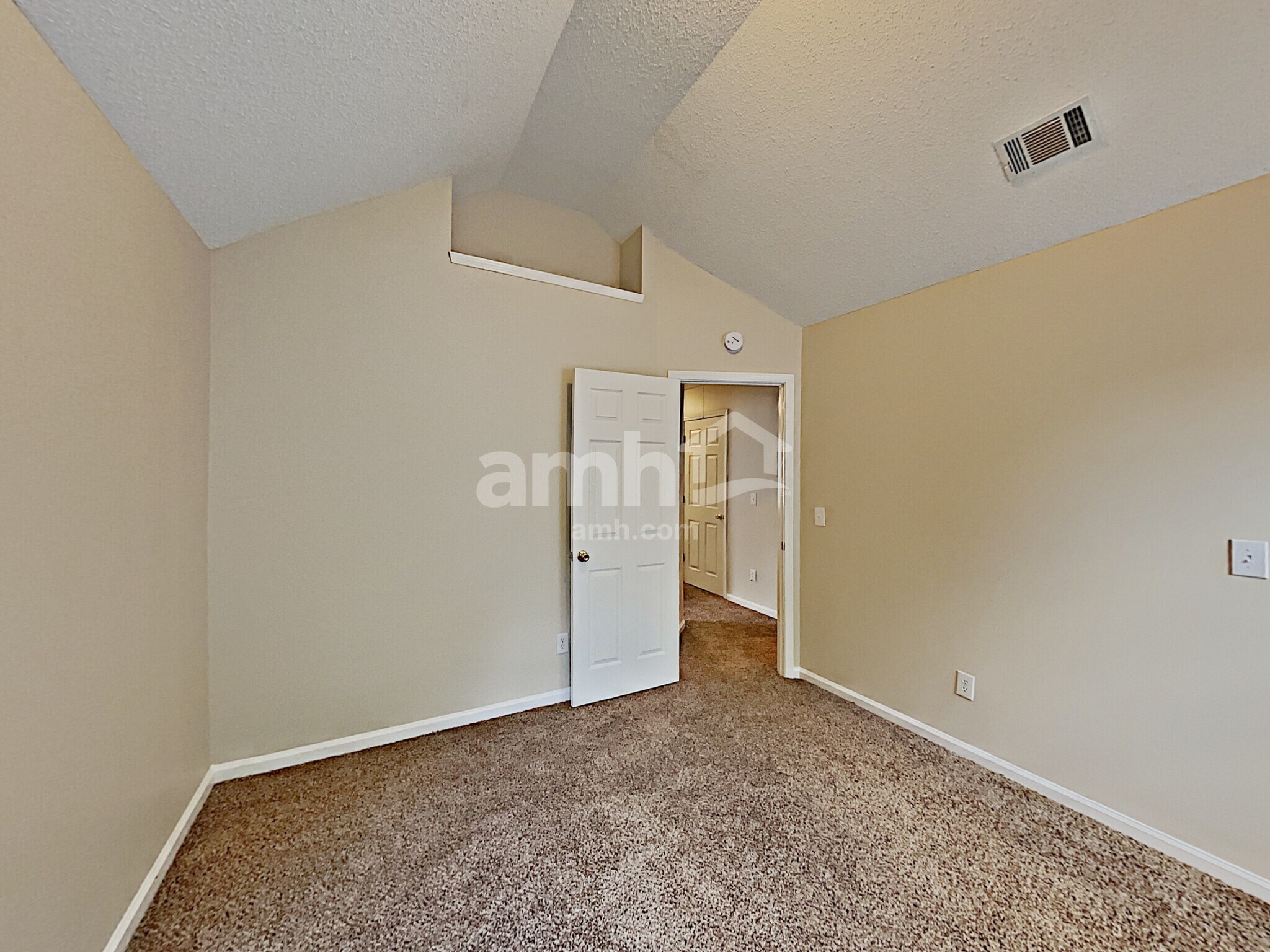 Building Photo - 3321 Metro Way