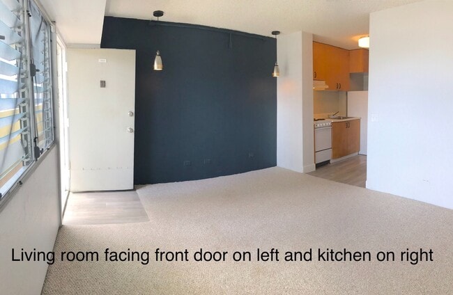Building Photo - Westview Plaza - 1 bdrm, 1 bath, 1 covered...