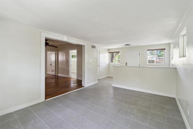 Building Photo - 2114 NW 7th Terrace