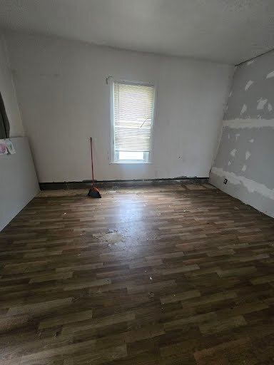 Building Photo - 1279 Purcell Ave