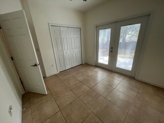 Building Photo - 3 BR 2 BA Home - Charleston Park In Fletcher's Mill