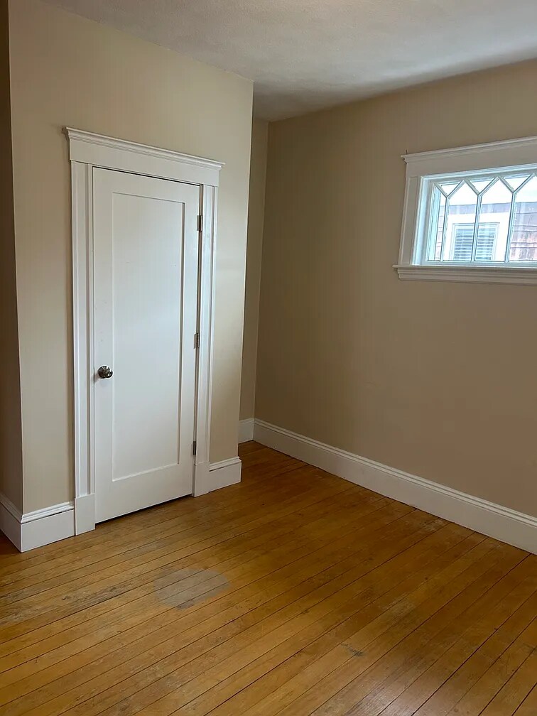 Building Photo - 61 Frederick Ave