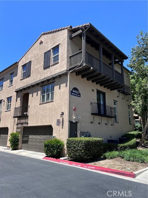 Building Photo - 4432 Owens St