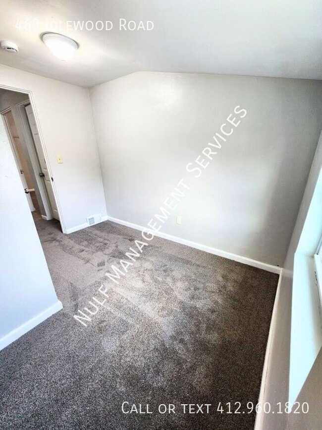 Building Photo - 463 Idlewood Rd