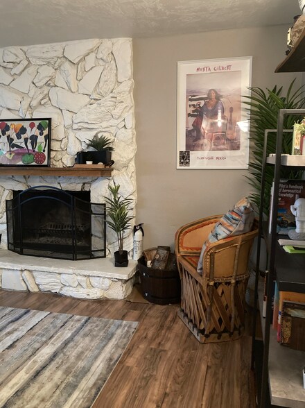 Building Photo - 2863 Applewood Ln