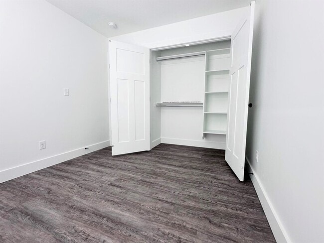 Building Photo - 1720 E Main St