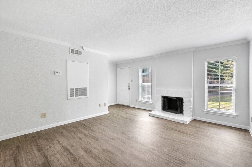 Reserve at Westwood 10225 St Houston TX 77036 Apartment