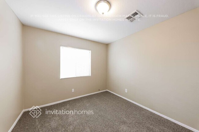 Building Photo - 1516 W Hadley St