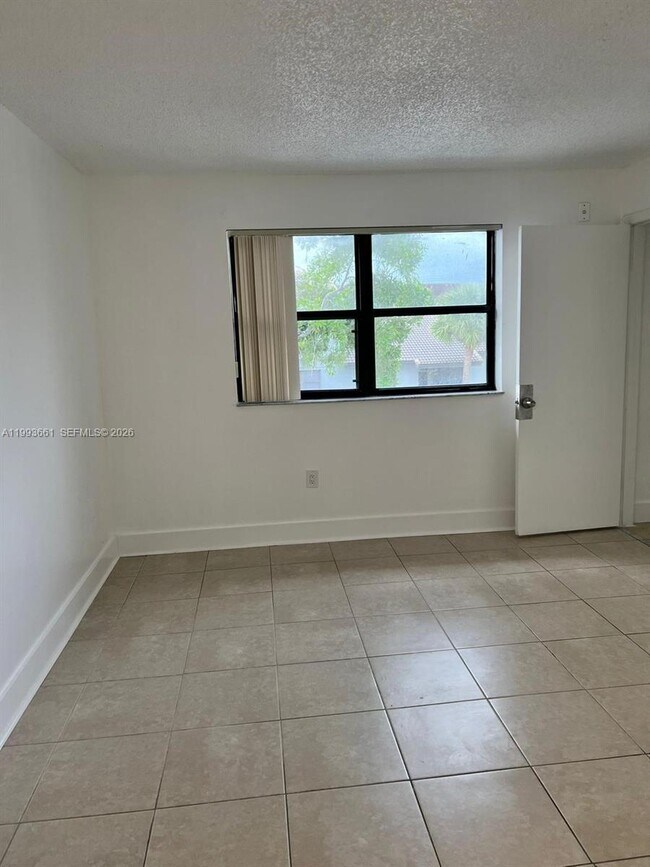 Building Photo - 7200 NW 179th St