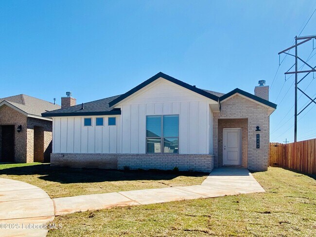 Building Photo - 10407 Genoa Ave