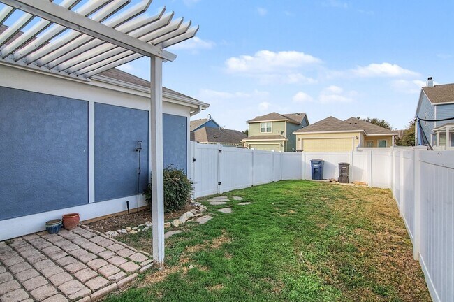 Building Photo - 10925 Caldwell Ln