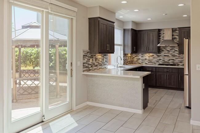 Building Photo - 1012 Trailside Dr