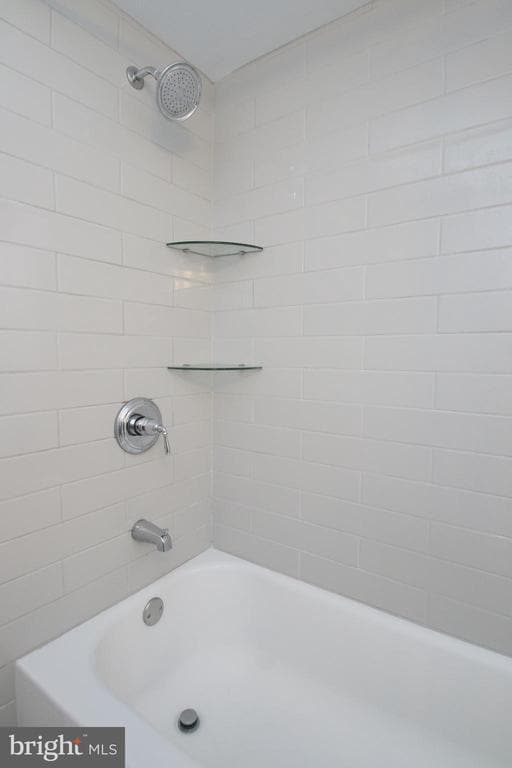 Building Photo - 716 Manton St