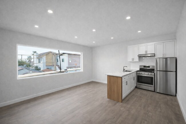 Building Photo - 2157 Balboa Ave